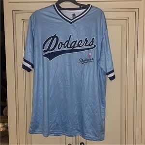 Cooperstown Collection LA Dodgers V-Neck Team Color Jersey - Large Baseball